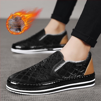Muške slip-on loaferice s toplom podstavom, kožni gornji dio, PVC đon, zaokružena vrh prsta, niski potpetica