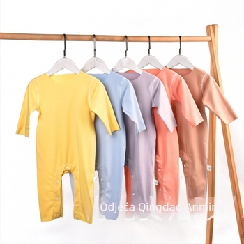 Dječji onesie za jesen-zimu, unisex, flis unutarnja, poliester 89% + spandeks 11%, crtani uzorak, za djecu 1–3 godine