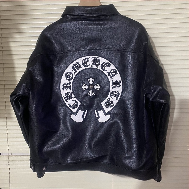 Kožna jakna - PU koža, ovratnik s reverom, jednoredno kopčanje, široki kroj, bočni džepovi, detalji s križnim vezom