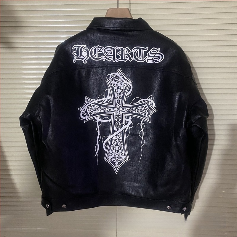 Kožna jakna - PU koža, ovratnik s reverom, jednoredno kopčanje, široki kroj, bočni džepovi, detalji s križnim vezom