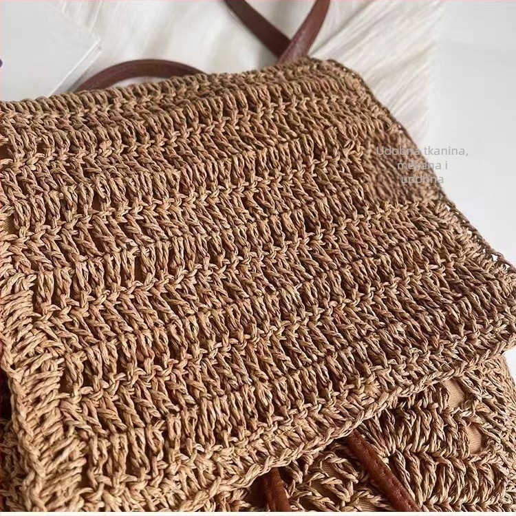 Pleterna torba velike kapacitete – dvostruka upotreba: ruksak ili torba preko ramena, cilindričnog oblika, materijal papir, podstava poliester