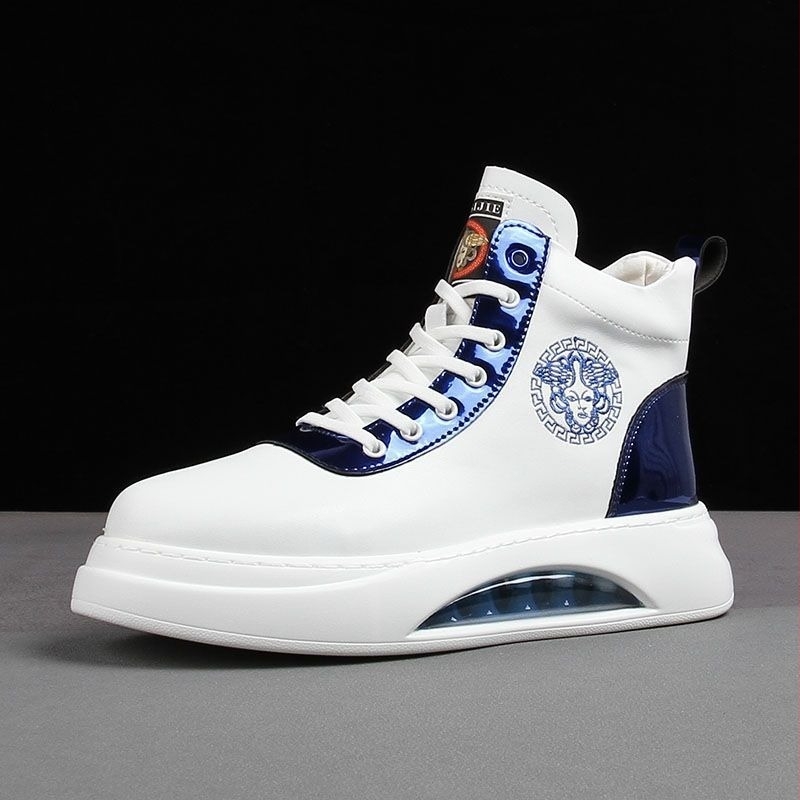 Muške čizme s debelim đonom, srednje visoke, gornji dio od Super Fiber, visina pete 3–5 cm, zatvaranje sprijeda vezicama, proljeće 2025