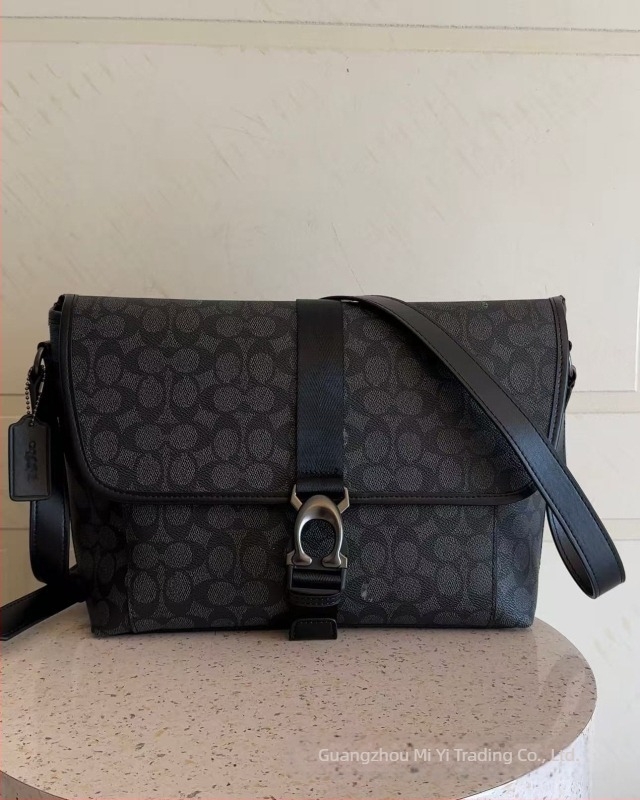 Muška crossbody torba - gradski minimalistički stil, od prave kože, vodootporna i zaštita od krađe, velik kapacitet