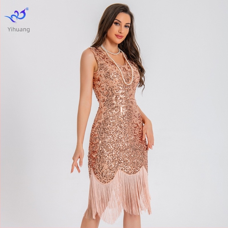 Plesna haljina s šljokicama i franjama, dvostruki V-izrez, mrežasti materijal, vintage pozorišni kostim