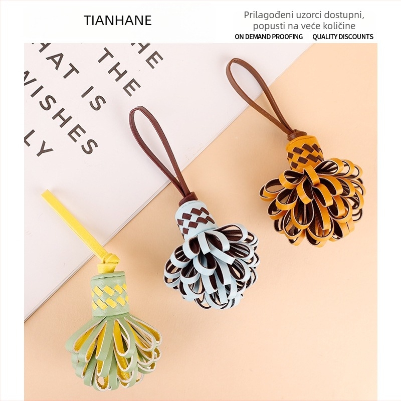 PU kožni privjesak za torbu s cvjetnim uzorkom, gradski minimalizam, jesensko izdanje 2025