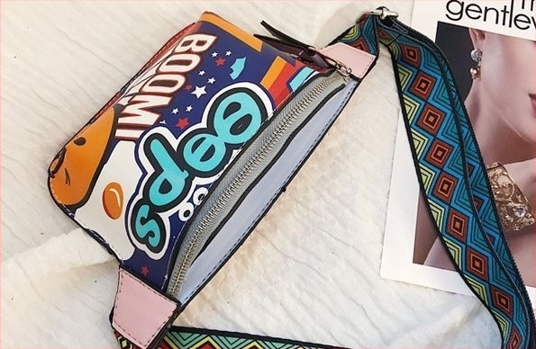 Crossbody torba, urbani stil, PU materijal, zatvarač, print slovima, poliester podstava (urbani stil, PU materijal, zatvarač, print slovima, poliester podstava)