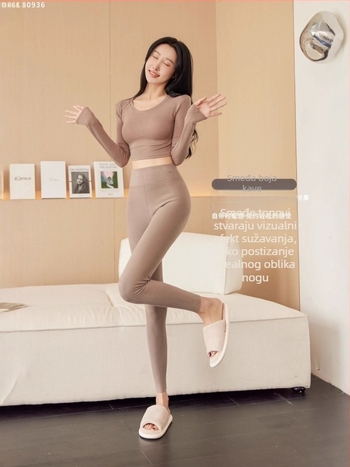 Giordani fleecem podstavljene tight legging za jesen/zimu, od spandeksa, zadržavaju toplinu, ravni kroj, s motivom osobe