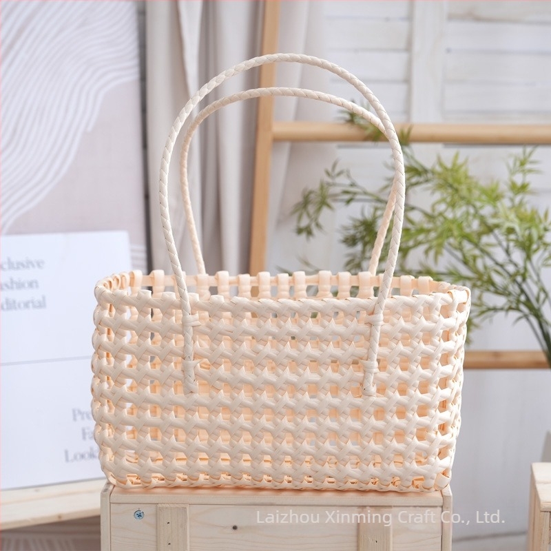 PVC tkano tote torba s perforiranim uzorkom, kvadratnog oblika, otvoreni vrh, unutarnja džep kamera, srednja čvrstoća, stil mix‑and‑match