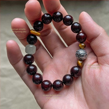 Prirodna narukvica od crvenog sandalovog drveta s perlicama tigrovog oka, drvene budističke perle, unisex