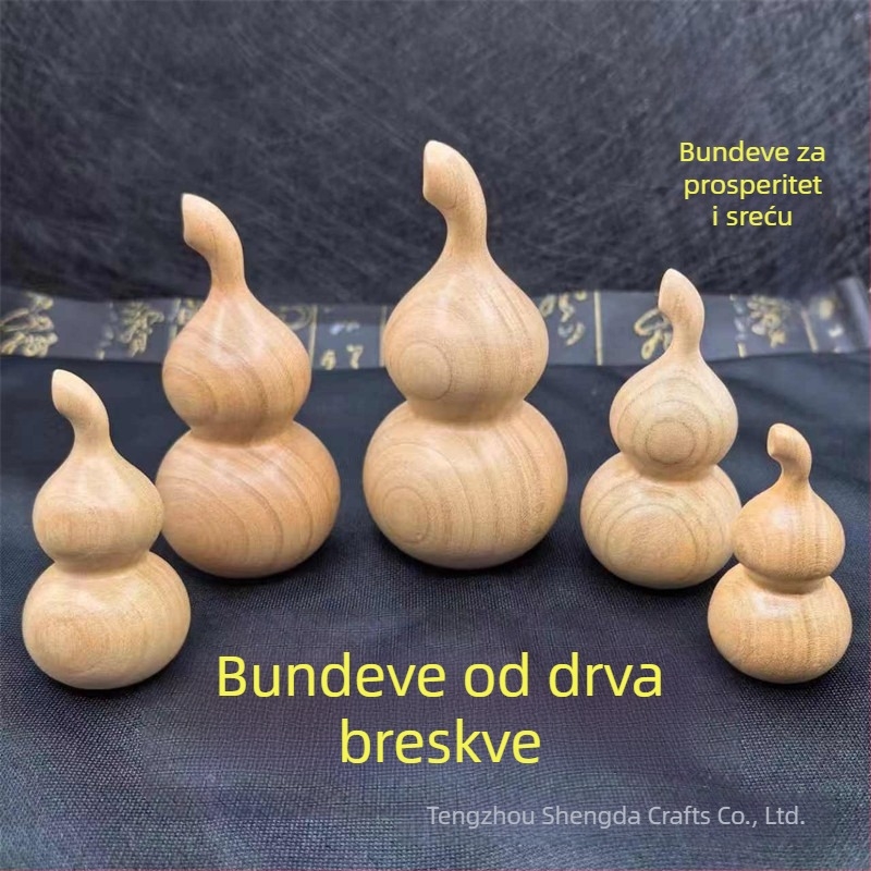 Privjesak od drveta breskve u obliku tikve