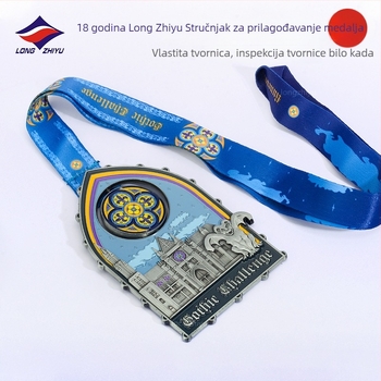 Longzhiyu 18-godišnja prilagođena rotirajuća metalna emajlirana medalja za maratonsku utrku