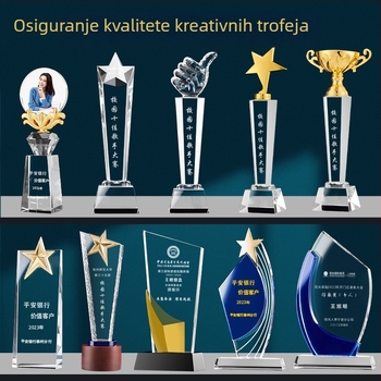 Kreativno kristalno trofejo s prilagodljivim logotipom i graviranjem — metalni suvenir trofeja i nagrada timu