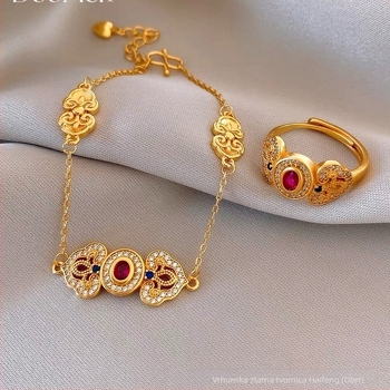 Ženski set nakita u vintage palačnom stilu s četverolistnim privjeskom – uključuje prsten i narukvicu, elegantan i luksuzan.
