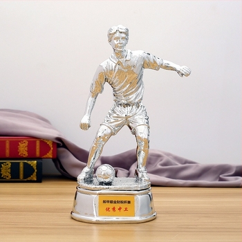 Zlatna trofeja od smole za najboljeg strijelca u nogometu – korporativna i školska nagrada