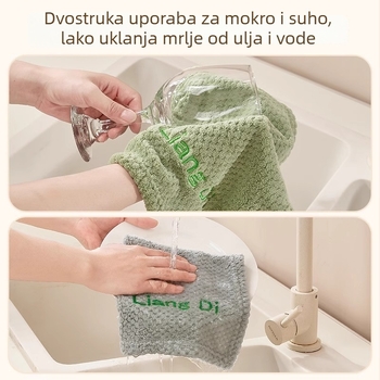Kuhinjska krpa od poliestera – upija vodu, ne ostavlja vlakna, otporna na masnoće, lako se čisti