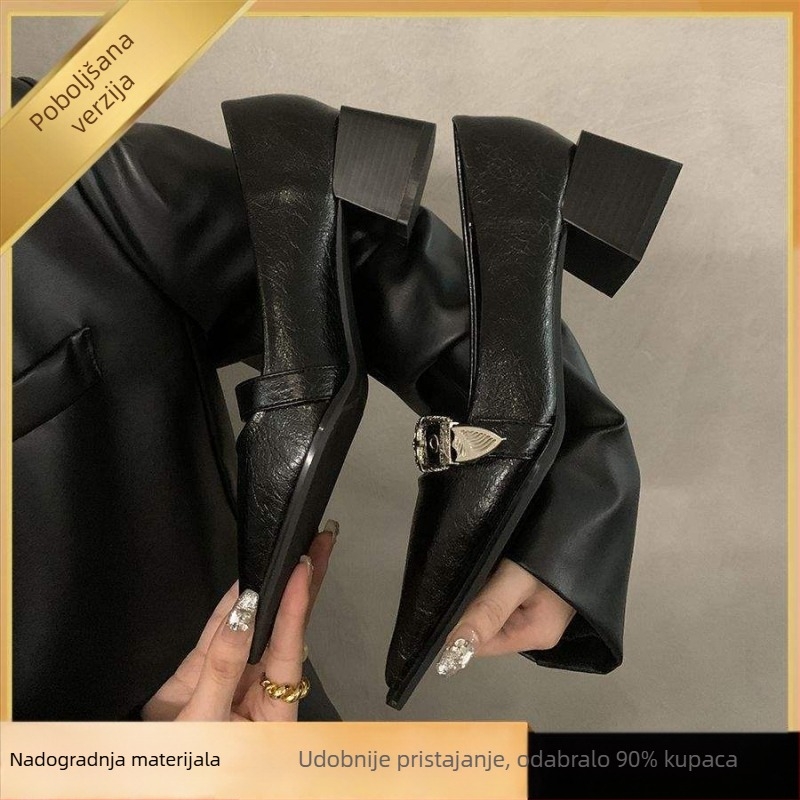 Crni ženski mokasini od kože s oštrim vrhom i niskim petom, retro stil