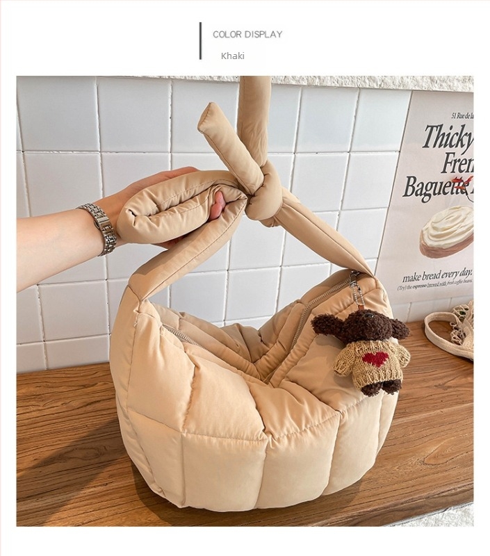 2025 jesen/zima nova pamučna šivana ultra lagana torba oblaka, korejskog stila, ženska ramena crossbody, Dumpling Bag