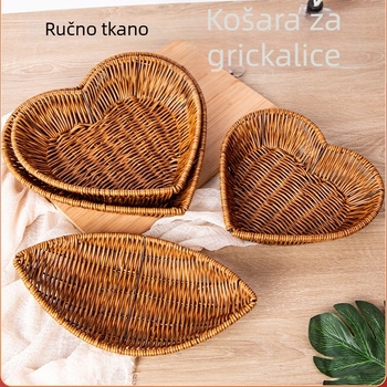 Košara za voće u obliku srca od PP imitacije ratana, za grickalice, suho voće i sitnice
