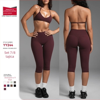Joga set s halter vratom i sportskim grudnjakom te cropped hlače, od najlona i spandeksa, brzo se suše