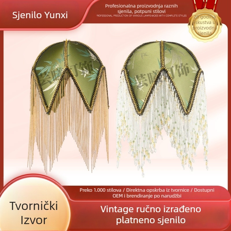 Vintage abažur od tkanine s resicama – ručno izrađeno, francuska inspiracija, luksuzni dekor stolne lampe