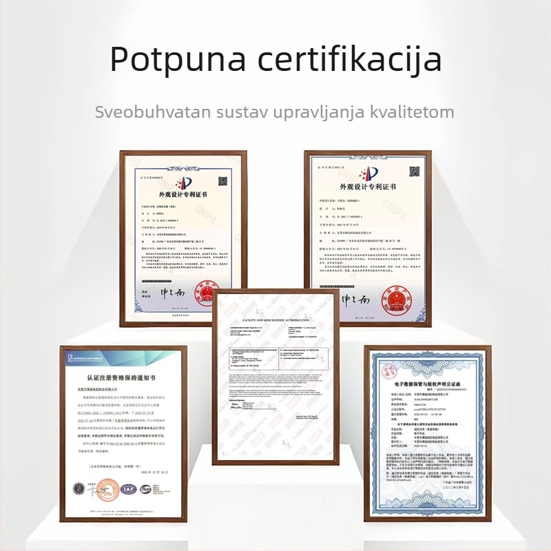 Silikonski novčanik za sitniš sa simpatičnim crtanim kitom, zatvarač i prostor za kabelske i slušalice