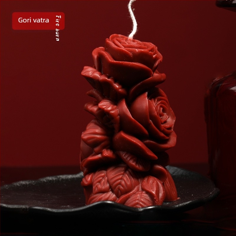 Svijeća od sojinog voska u obliku ruže, pilastrska svijeća za aromaterapiju i kućni miris.