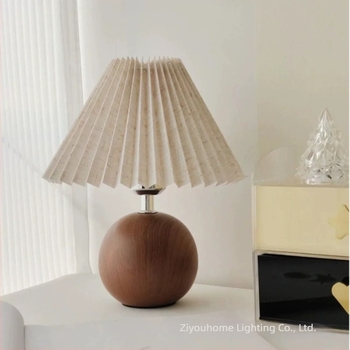 Nordijska stolna lampa s plisiranim abažuruom, noćna svjetiljka za spavaću sobu, dekorativna retro lampa