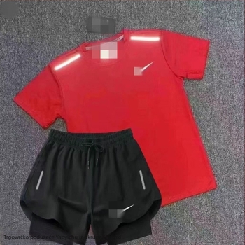 Unisex ljetni trening set s brzo sušećim materijalom: gornji dio s kratkim rukavima i šorcevi 3/4 dužine za trčanje i atletiku