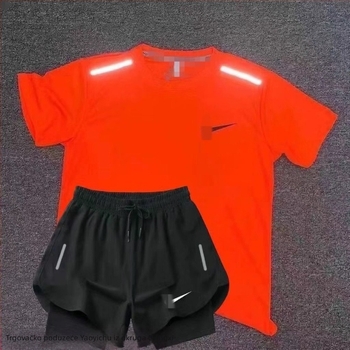 Unisex ljetni trening set s brzo sušećim materijalom: gornji dio s kratkim rukavima i šorcevi 3/4 dužine za trčanje i atletiku