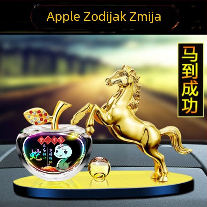 Auto ukras s dvanaest životinja zodijaka i držač mirisa