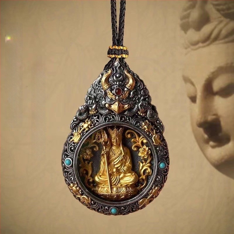 Tibetanski pozlaćeni privjesak na ogrlicu s osam zaštitnih bogova i Bogom bogatstva – uključuje Ksitigarbhu, Samantabhadru i Manjushri – muški kreativni nakit