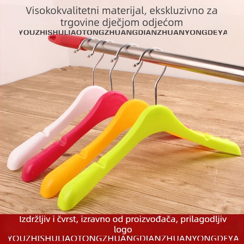 Plastične vješalice za trgovine dječjom odjećom; za bebe, malu djecu i veću djecu.