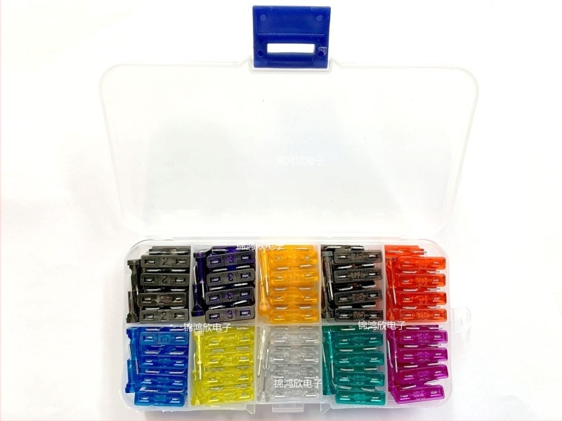 Set auto osigurača tipa blade u kutiji, amperi: 2A, 3A, 5A, 7,5A, 10A, 15A, 20A, 25A, 30A, 35A, 40A, 100 kom.