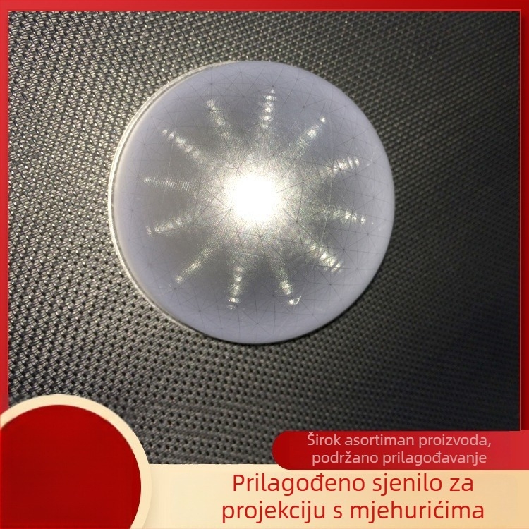 Polukružna noćna lampa s sfernim PVC abažurom za projekciju zvjezdanog neba