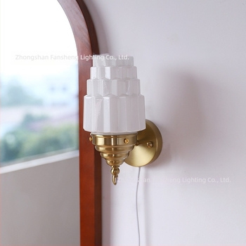 Stenska lampa u Art Deco stilu iz starog Šangaja, retro zapadnjački dizajn za spavaću sobu i dnevni boravak, staklena sjenila