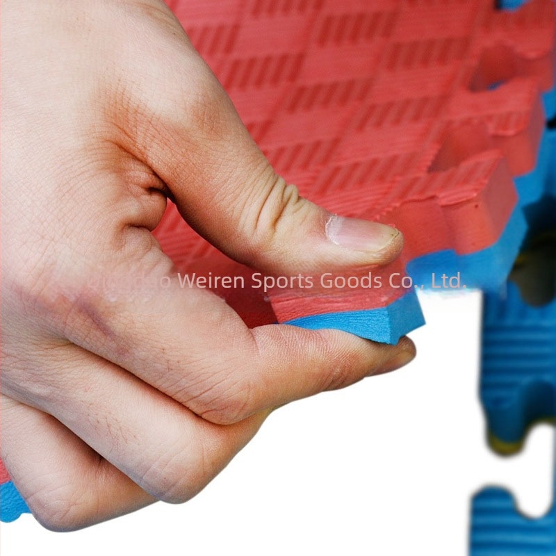 Interlock EVA podloga za taekwondo – set od 5 komada, 100×100 cm, debljina 2.5/3.0/4 cm, pjenasta podloga za fitness, križni uzorak, za jogu i sanda