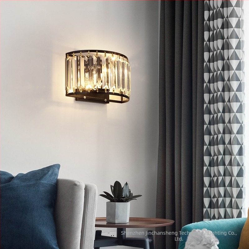 Kristalna zidna svjetiljka u američkom stilu – crno-zlato željezni Art Deco LED rasvjeta za dnevni boravak, pozadinu TV-a, hodnik i noćnu lampu.