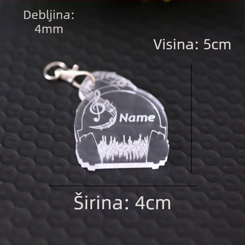 Personalizirani akrilni privjesak za ključeve sa graviranim glazbenim simbolom i privjeskom s imenom