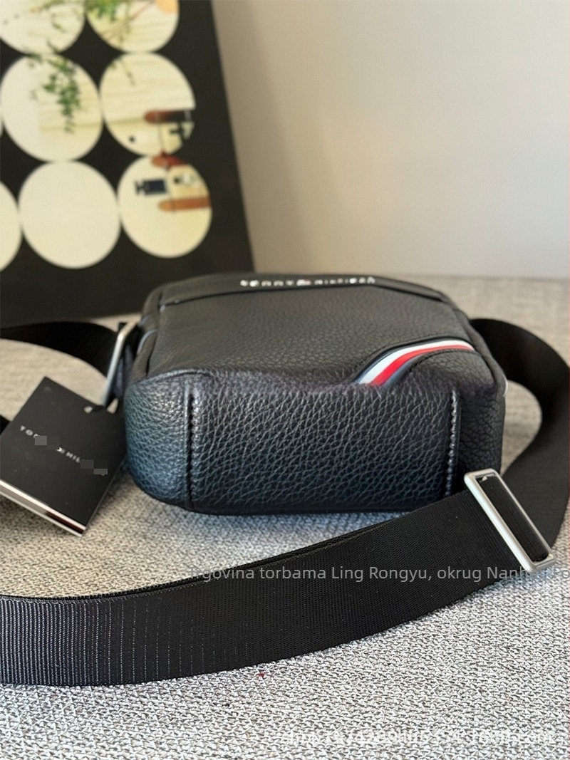 Muška crossbody torba za poslovno putovanje, crna s prugama, zatvarač, za 8-inčni prijenosnik