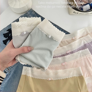 Ženske gaćice s čipkom, srednje visine struka, kontrastne boje, visoka elastičnost, nude boja, podstava od mulberry silk, viskozni materijal
