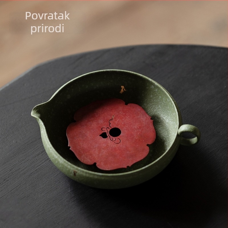 Kineskog stila kreativni spremnik za vodu s tradicionalnom zelenom patiniranom bakrenom podlogom i zlatom posutim čajnim pladnjem – dodaci za čajnu ceremoniju