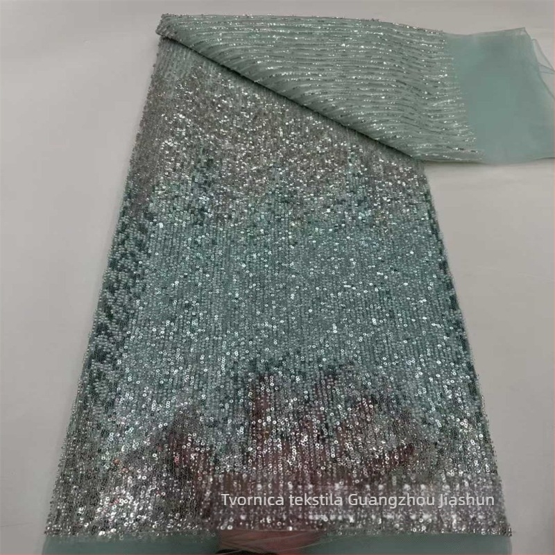 Crno-zlatni gradijentni mrežasti materijal s perlama za vjenčane i večernje haljine