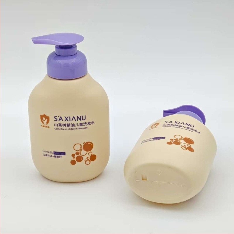 Plastične PET boce s pumpicom za kozmetiku – boce za šampon i gel za tuširanje