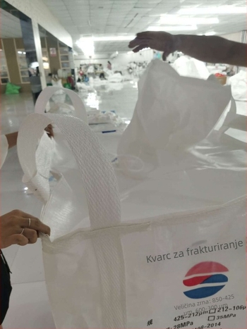 Ton bag za kvarcni pijesak, vodootporan, otporan na vlagu i propuštanje, četvrtasta tkanina vreća po narudžbi