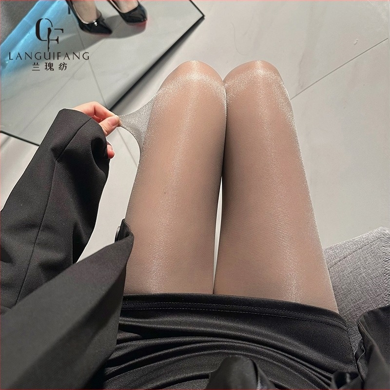 Sjajne biserno sjajne pantyhose s otvorom u preponama za žene – prozirne, seksi čarape