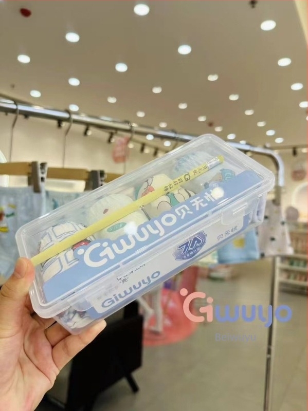 4-dijelni paket dječjih pamučnih bokserica, unisex, za uzrast 3–8 godina, 100–140 cm, u kutiji, s olovkom