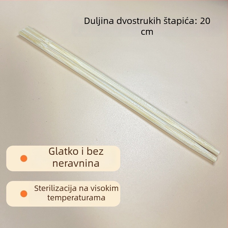 Jednokratni četverodijelni set pribora za ponijeti: žlica, štapići za jelo, zubna čačkalica i papirnata salveta