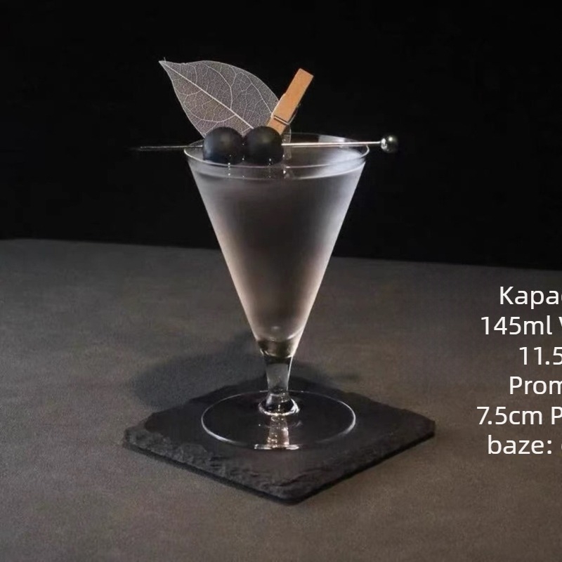 Japanski stil Kimura serija V-oblik martini čaša s trokutastim stalkom, kristalna koktel čaša