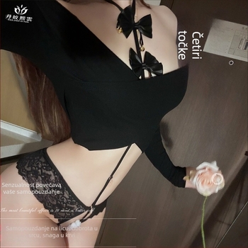 Jade Pearl Girl: Seksi čipkano donje rublje s otvorenim preponama, perlama i mašnom, G-string