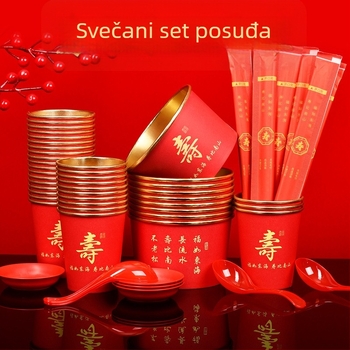 Jednokratni set posuđa od papira s folijom zlatne boje, prehrambene kvalitete; debeo, velik kapacitet; uključuje papirnu šalicu, štapiće i žlicu.